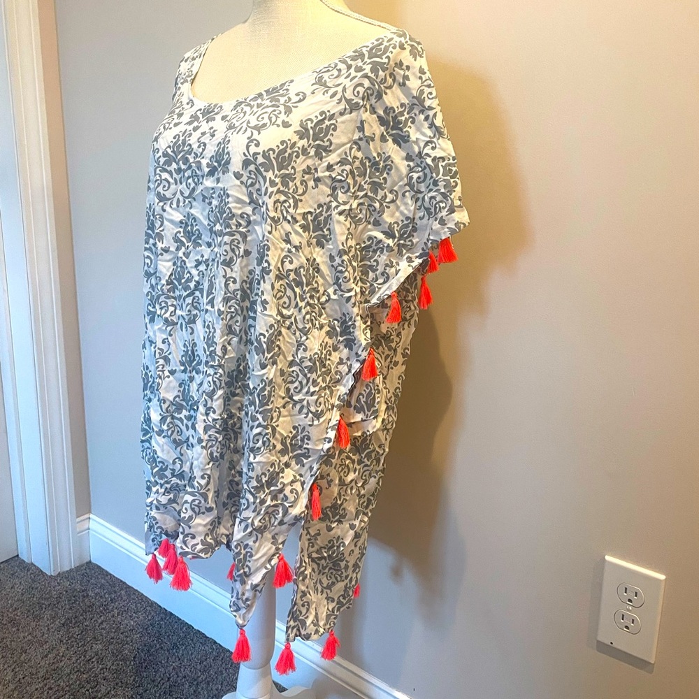 ☀️Bathing Suit Coverup- gray, white and coral☀️